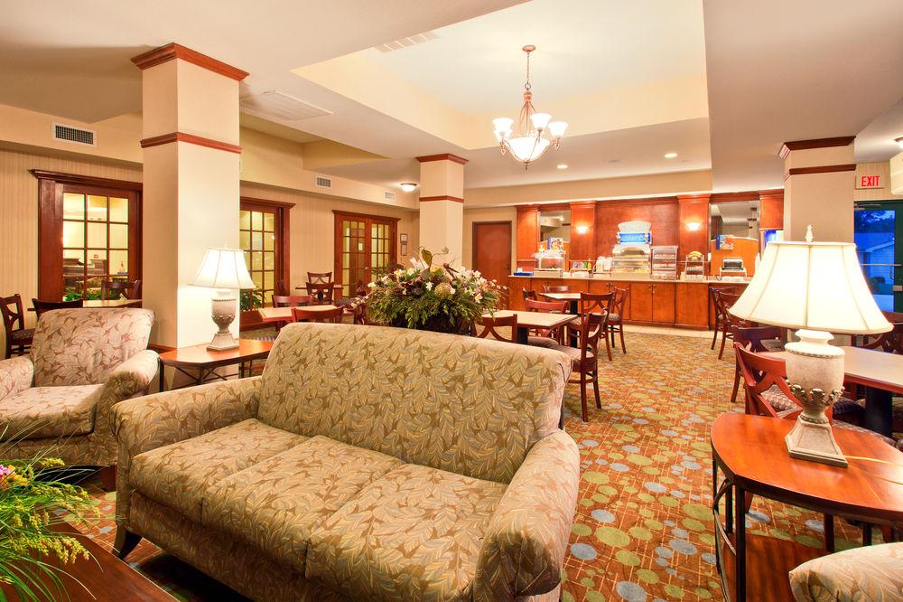 Holiday Inn Express & Suites - Enterprise By Ihg Buitenkant foto
